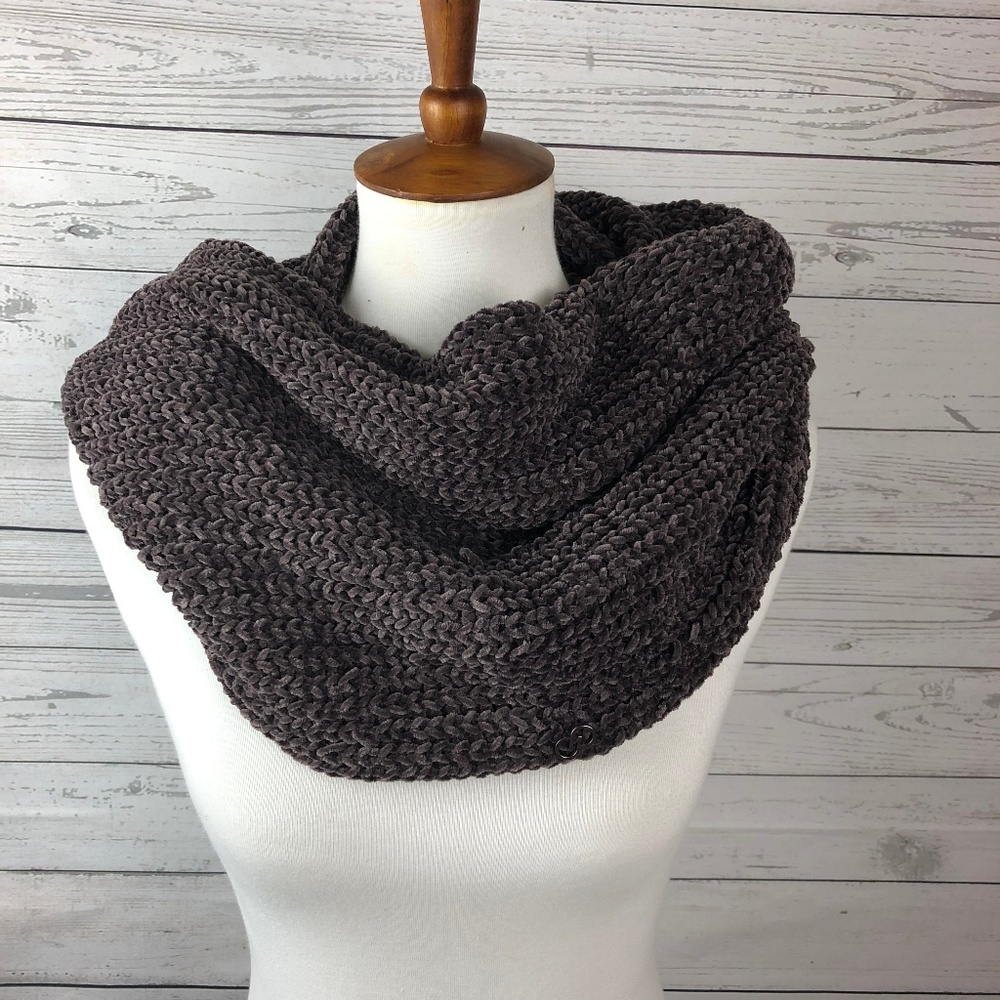 CALIA Chunky Knit Infinity Scarf Dark Purple NWOT